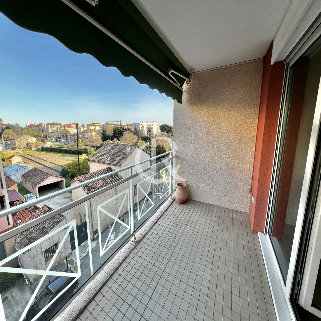 Vente Appartement 51m² 2 Pièces à Hyères (83400) - Cabinet Immobilier Ripoll